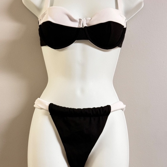 2 pc Underwire Bikini Set new without tag - Picture 2 of 4